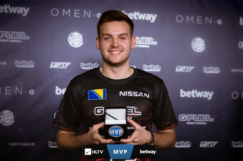 2025LPL夏季赛定组赛热门英雄出场榜：飞机67次出场登顶